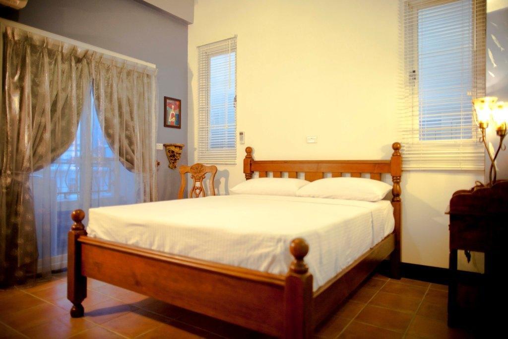 Alongs Garden Bed and Breakfast Heng-ch'un Exteriör bild